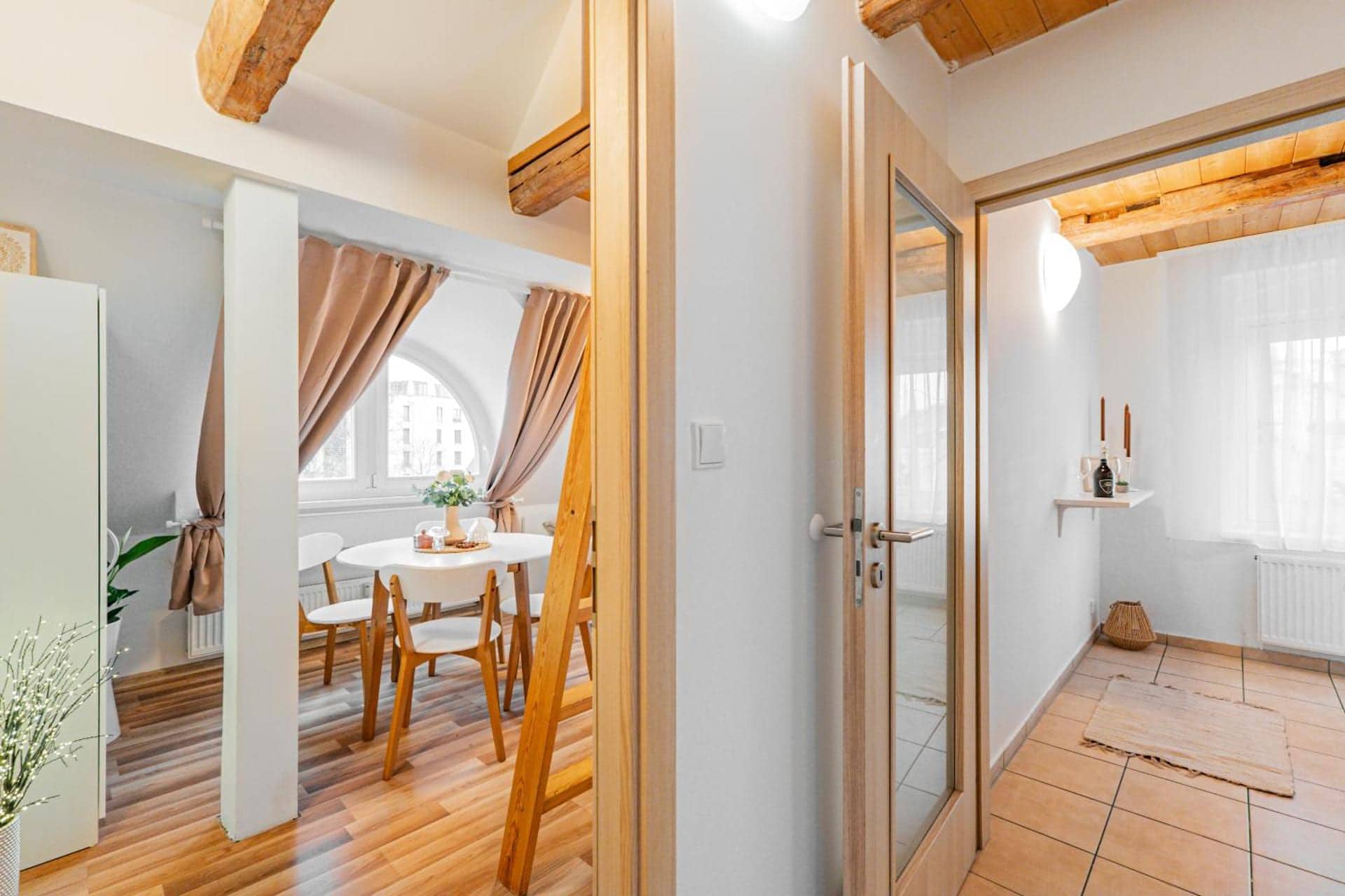 Carlsbad Apartments, Karlovy Vary — kuchyňský kout