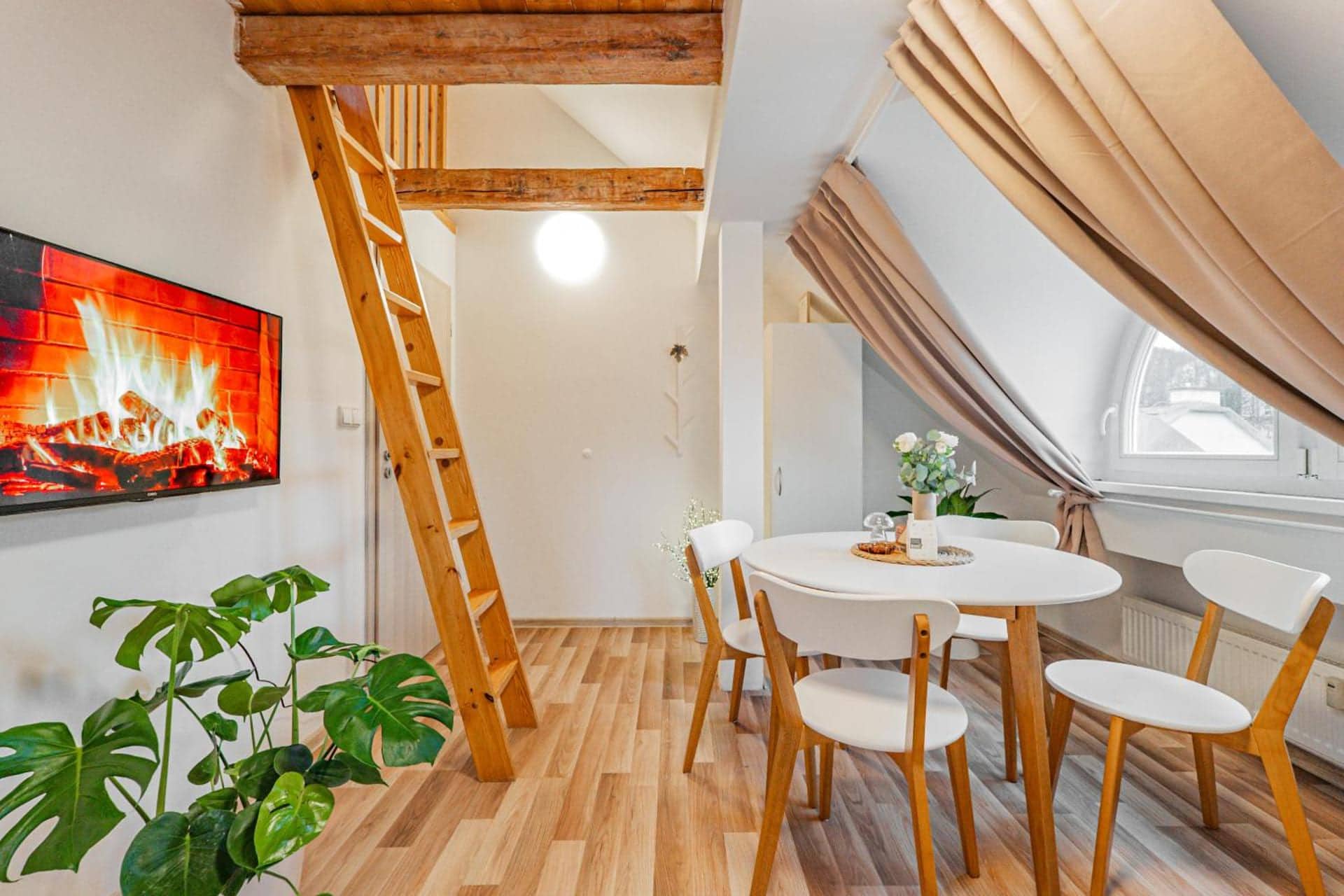 Carlsbad Apartments, Karlovy Vary — posezení